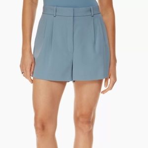 NWT Aritzia Babaton Pleated Mini Short: 4 Slab Blue